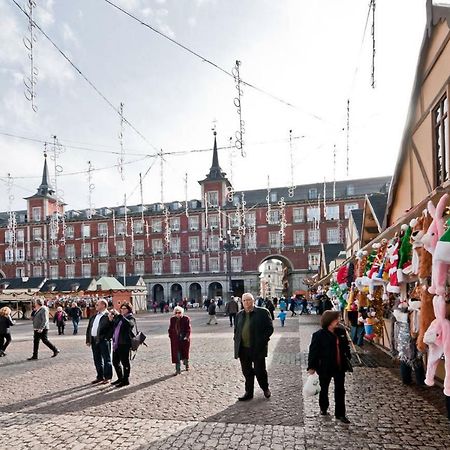 Atico En El Centro De Madrid - Calle Jardines Eksteriør billede