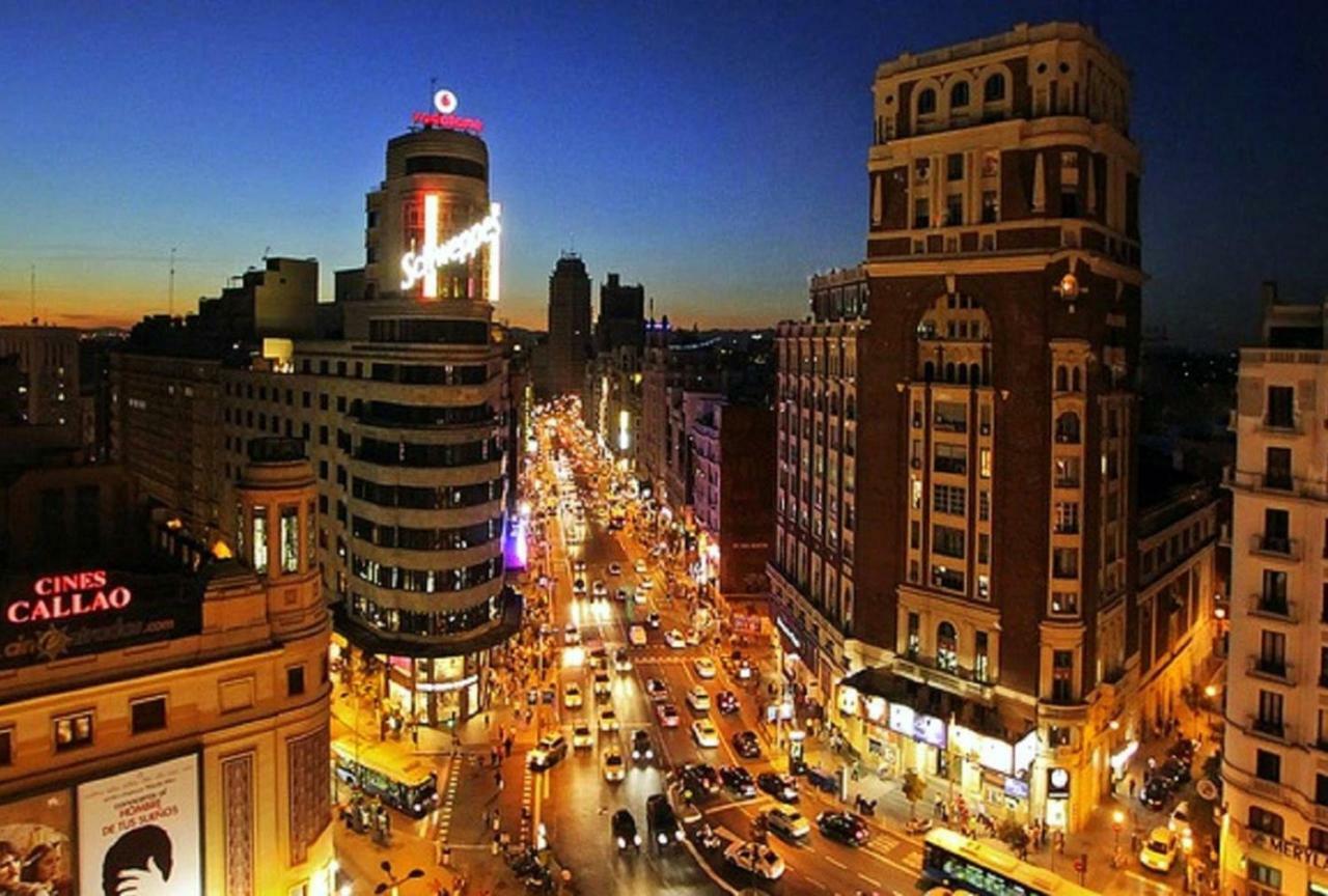 Atico En El Centro De Madrid - Calle Jardines Eksteriør billede